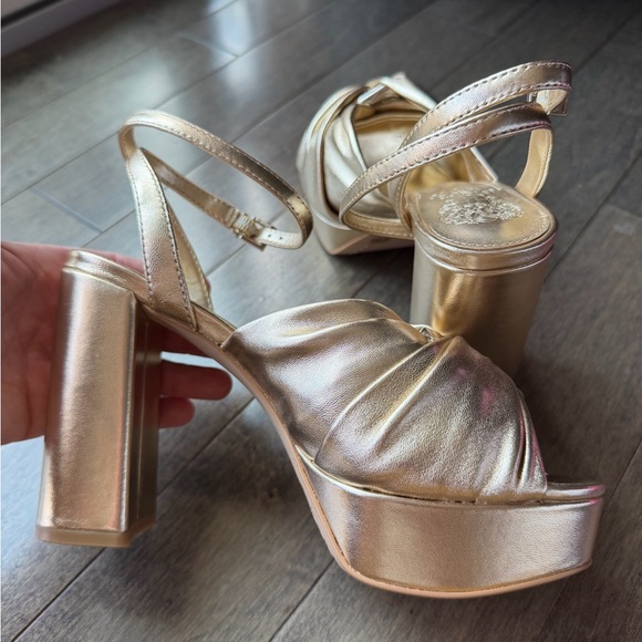 Vince Camuto Phebie - Picture 7 of 9